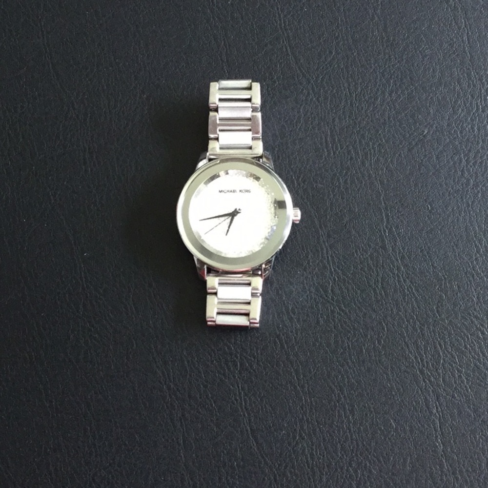 Michael Kors Women’s Kinley Watch